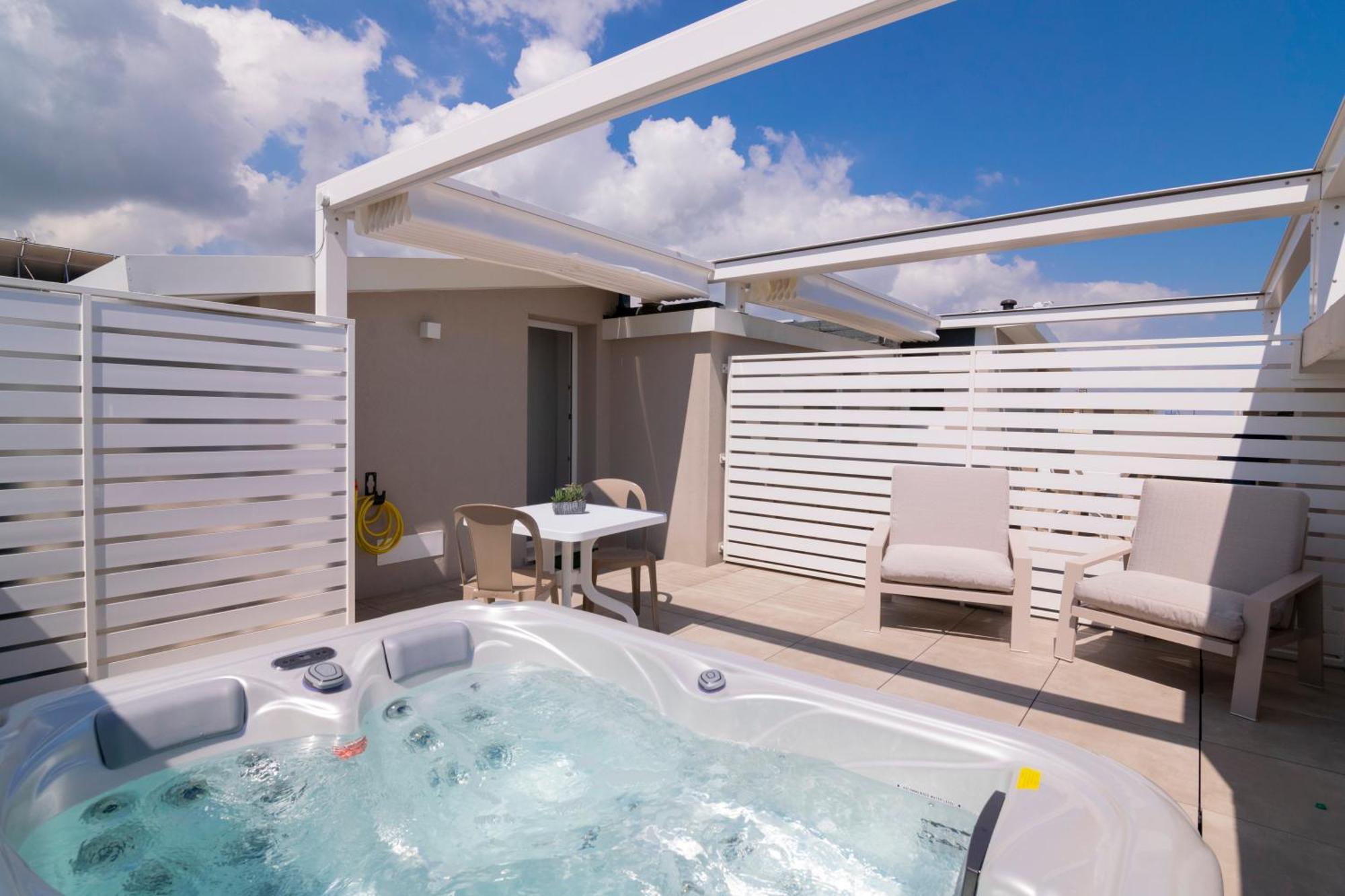 Residence Flow-R Riccione Luaran gambar